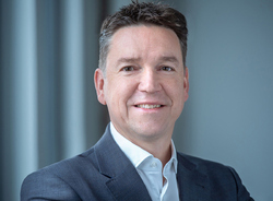 Саймон Джексон (Simon Jackson)