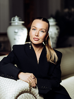 Краттли Анастасия Алексеевна